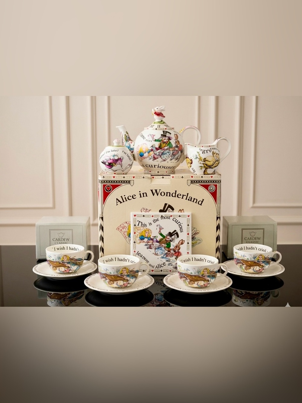 Paul Cardew Alice in Wonderland 12pc Tea Set For 4 Boxed
